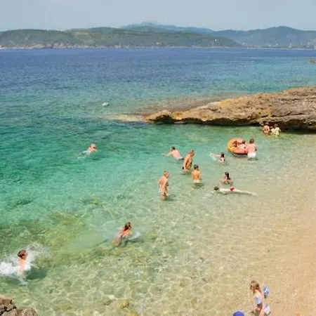 Galatea Exclusive דירה