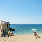 Galatea Exclusive Apartment